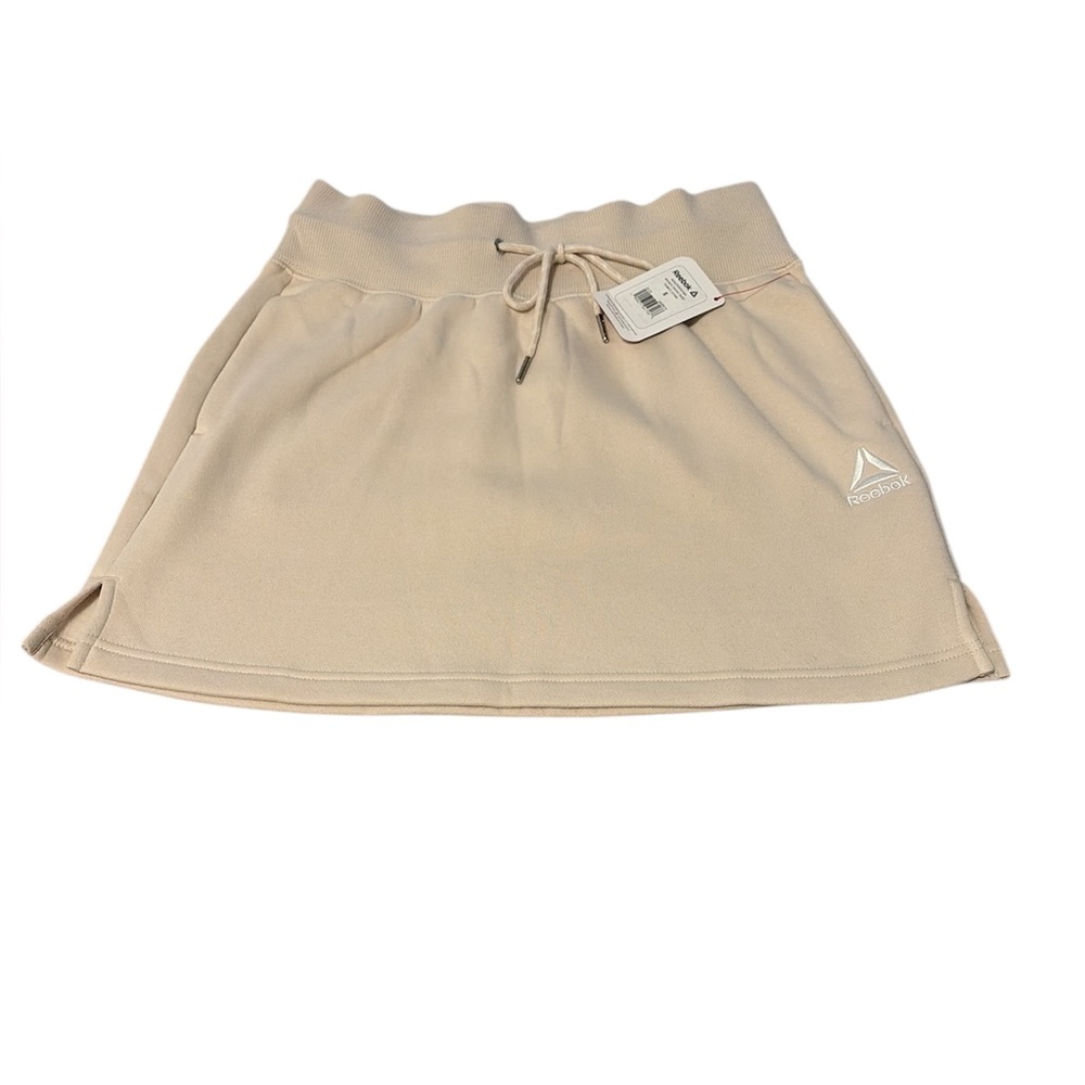 Reebok Beige Skirt with Drawstring. Fleece skirt - Picture 3 of 9